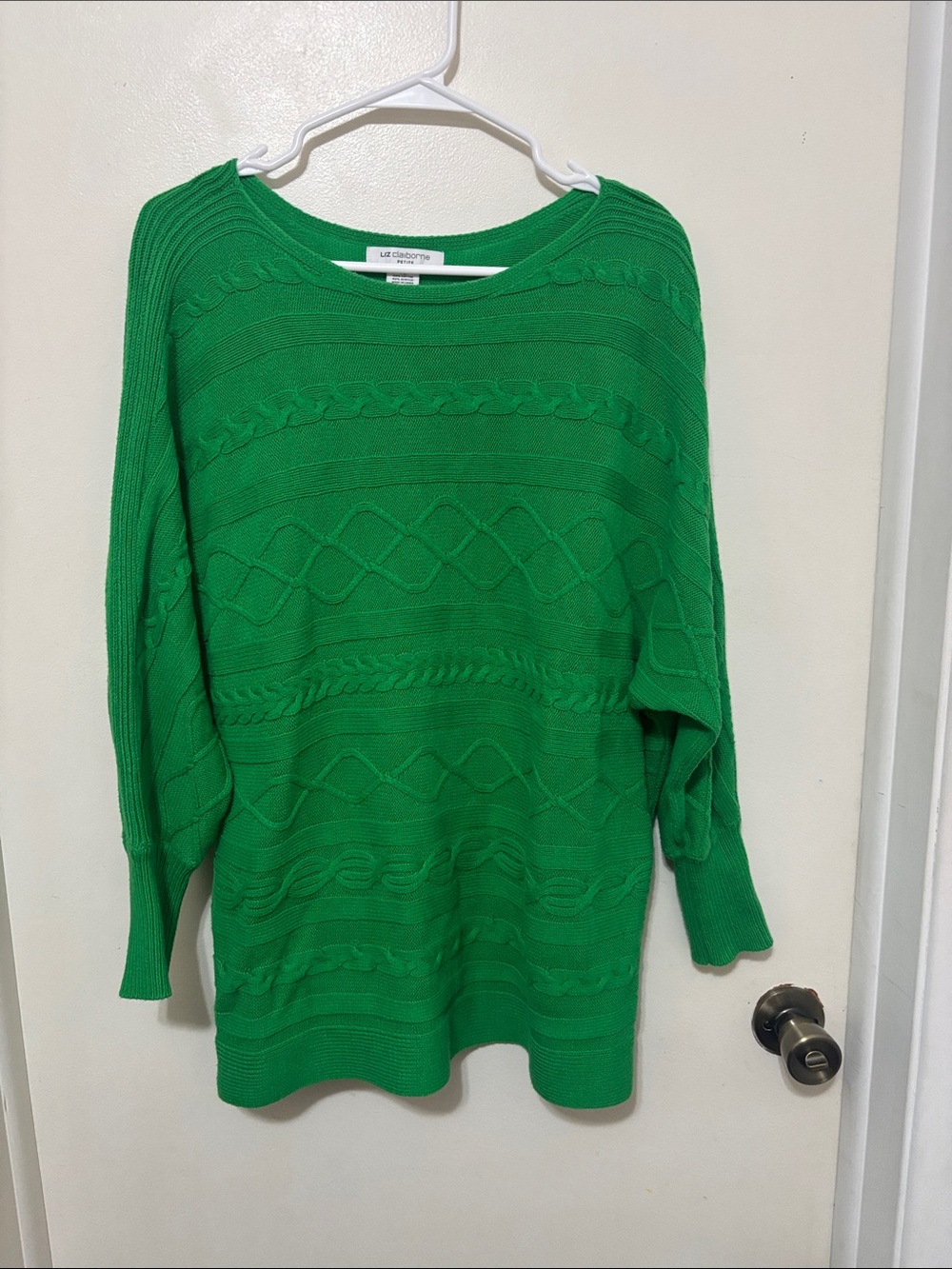 Liz Claiborne Bright Green Cable Knit Scoop Neck Sweater